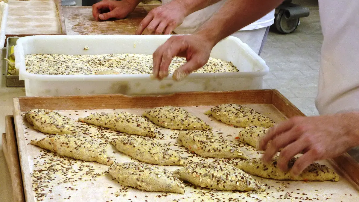 Bakery bakes