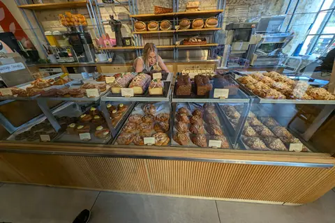 Rowes Bakery photo 1